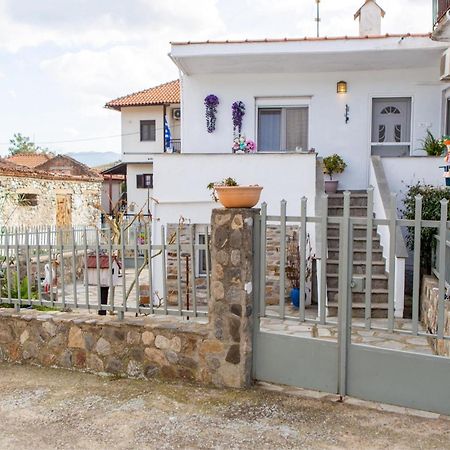 Titika House Pension Vrasná Buitenkant foto