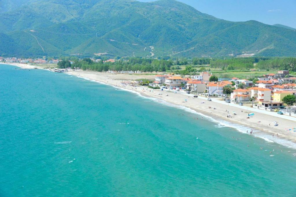 Titika House Pension Vrasná Buitenkant foto